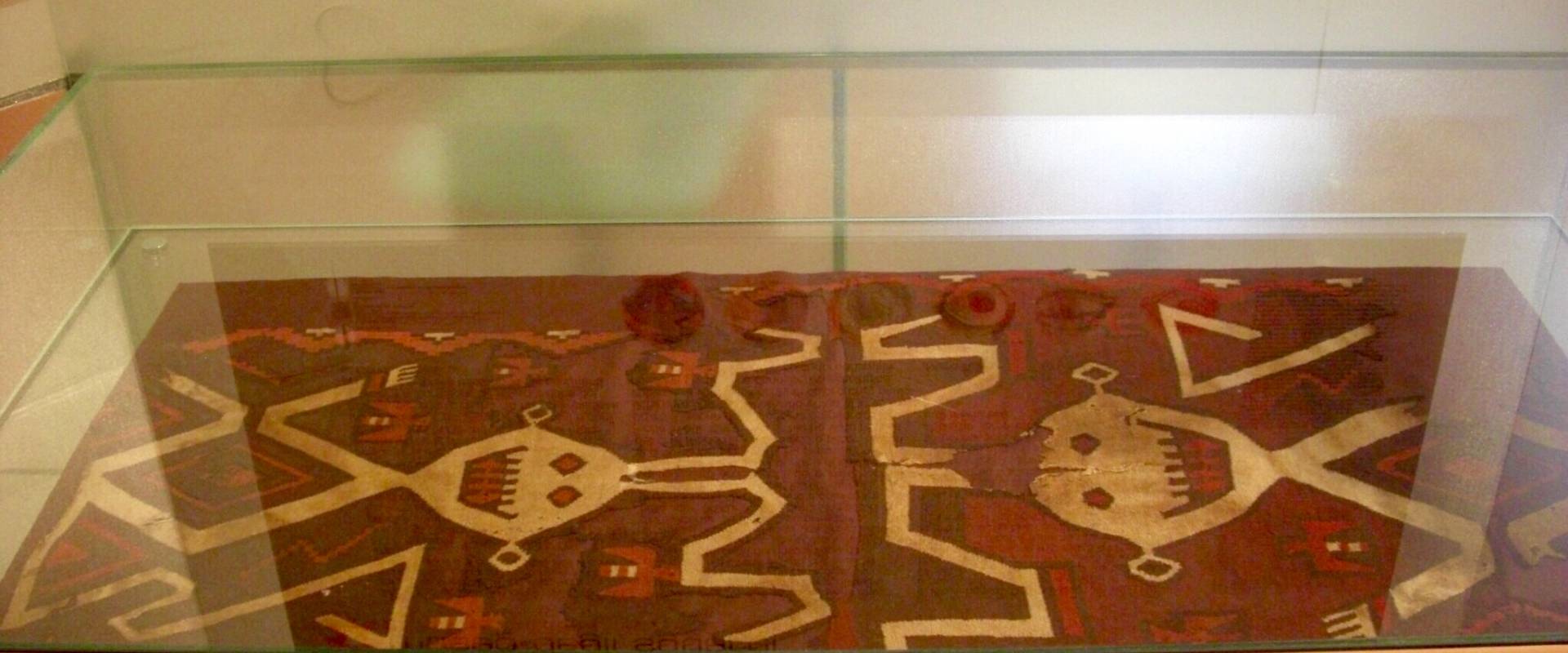 Museo degli Sguardi-Tessuti foto di Clawsb